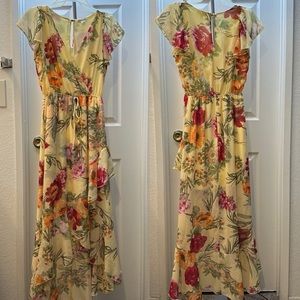Woman’s Floral Dress Size M